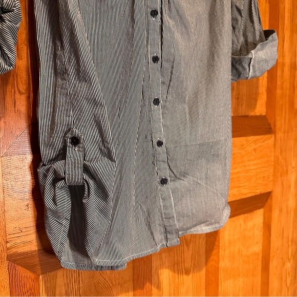 Naked Zebra Blouse - Picture 4 of 8